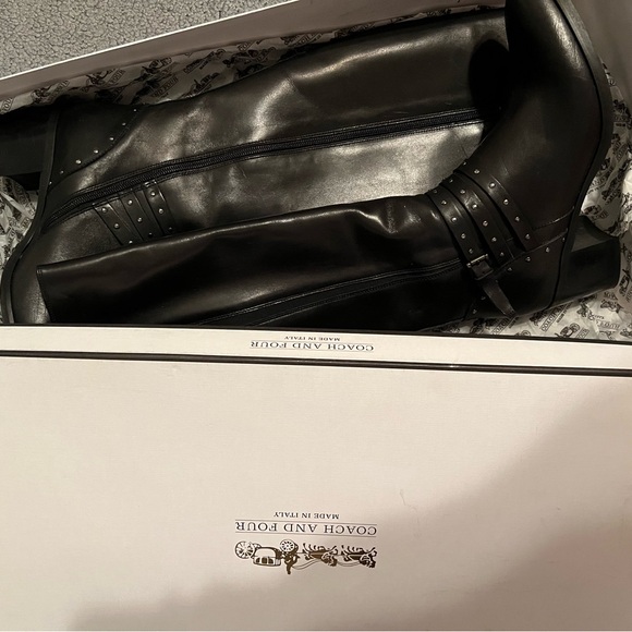Coach and Four Hannah Boot, Black, Size 8 Made in Italy. Like new in box - Picture 2 of 11